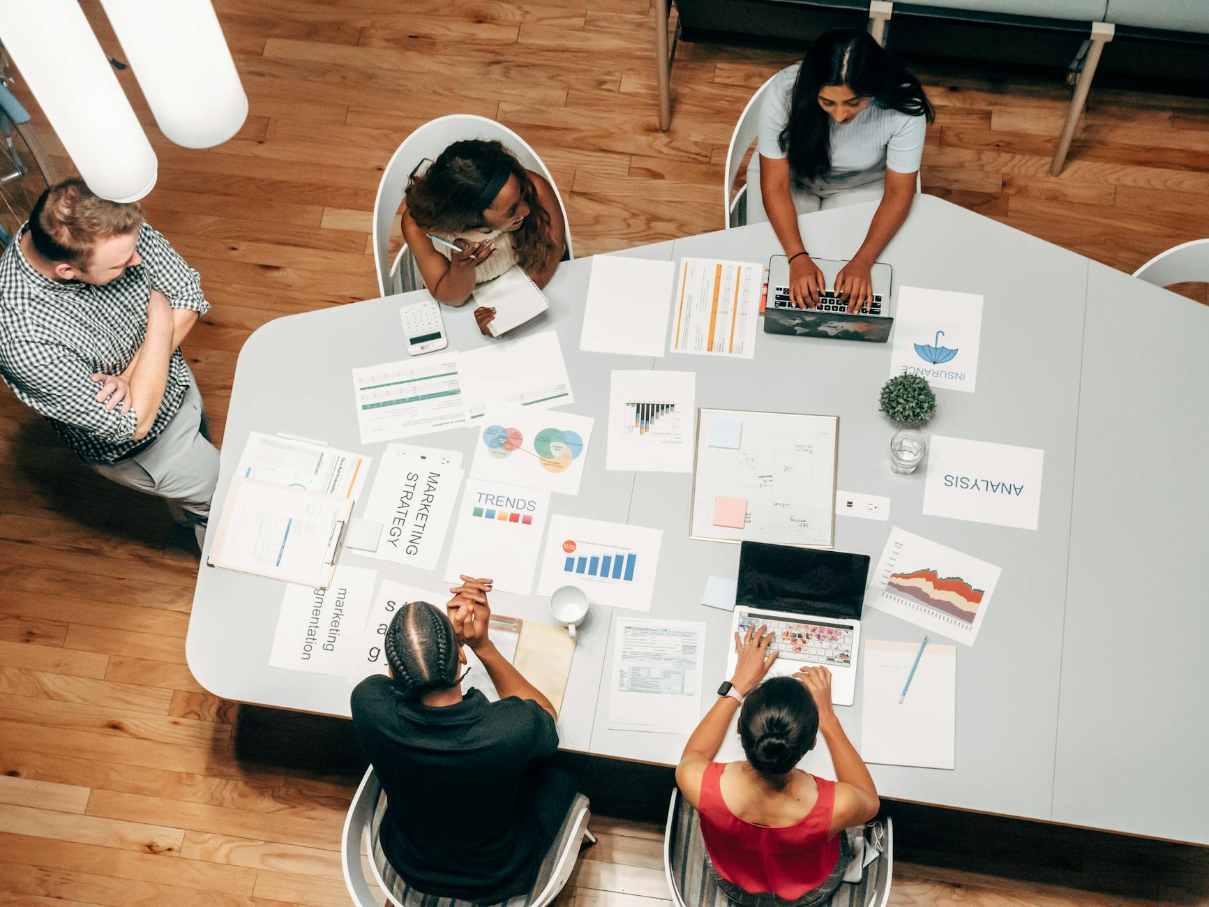 Multilingual SEO Guide 2025: Hreflang, URLs, Localization