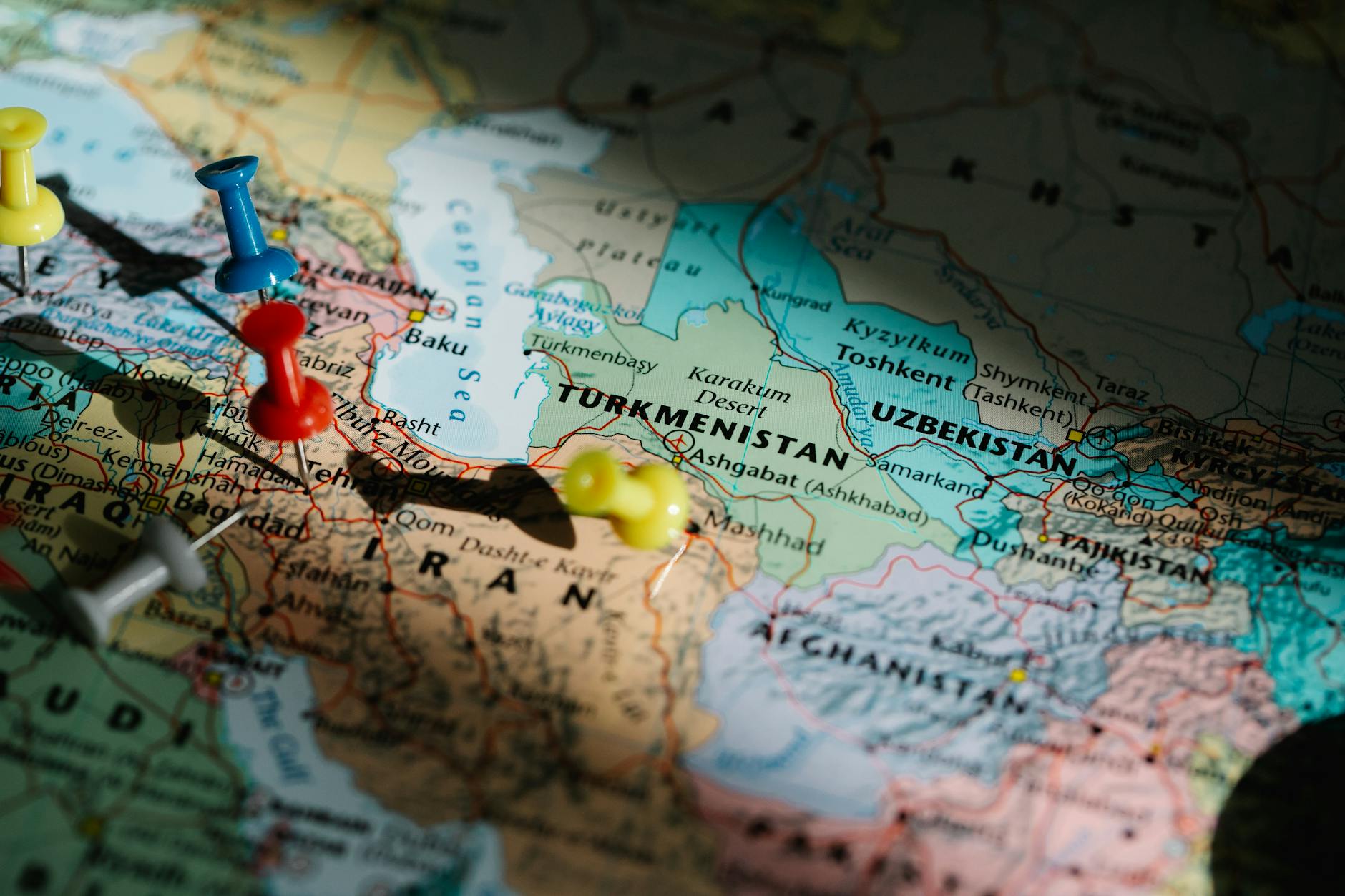 Global SEO Strategy: How to Plan, Localize, and Scale (2025)